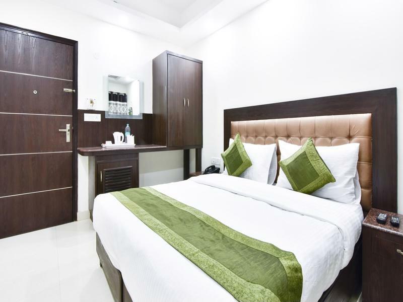 Hotel Treebo Mehar Castle Delhi  Exterior foto
