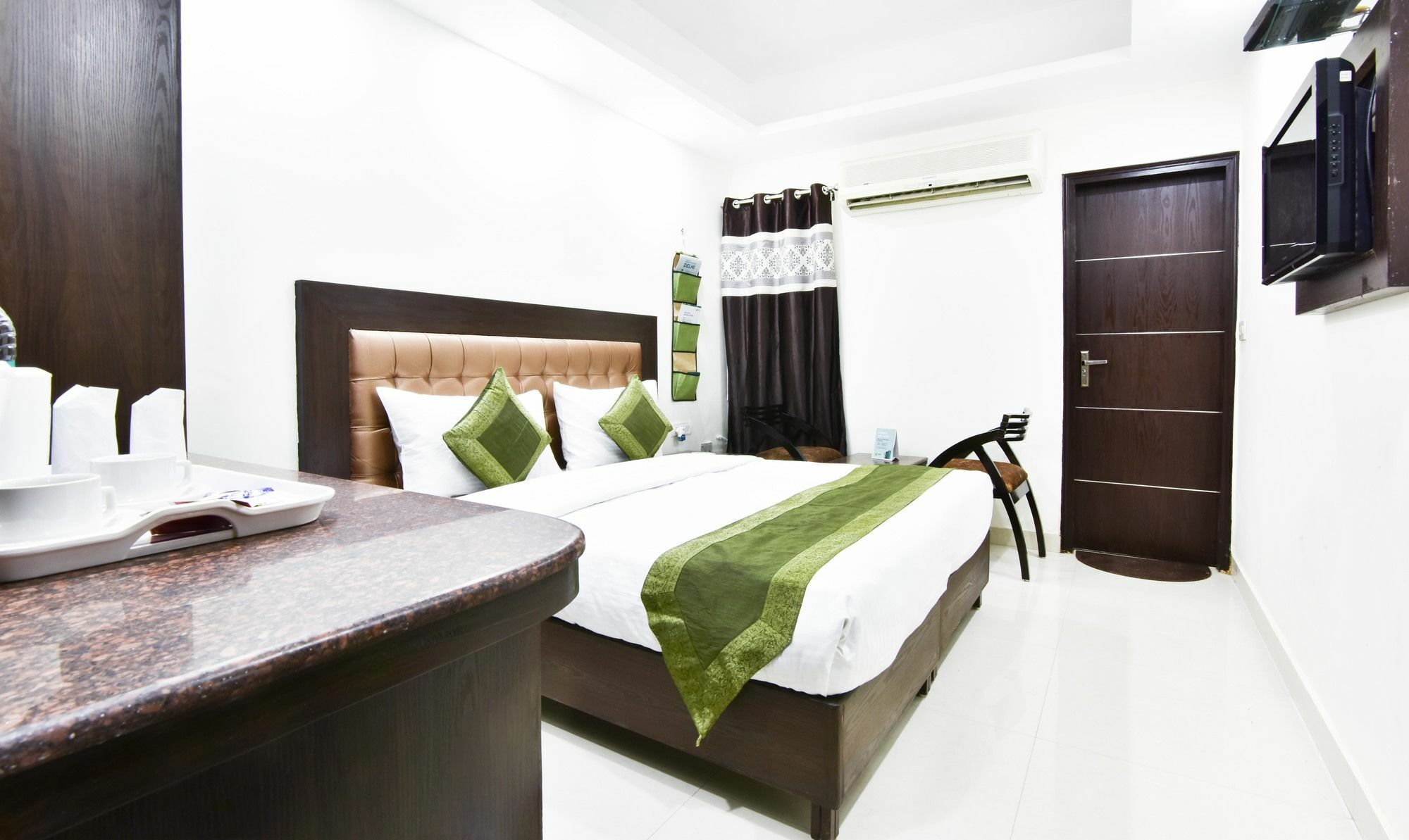 Hotel Treebo Mehar Castle Delhi  Exterior foto