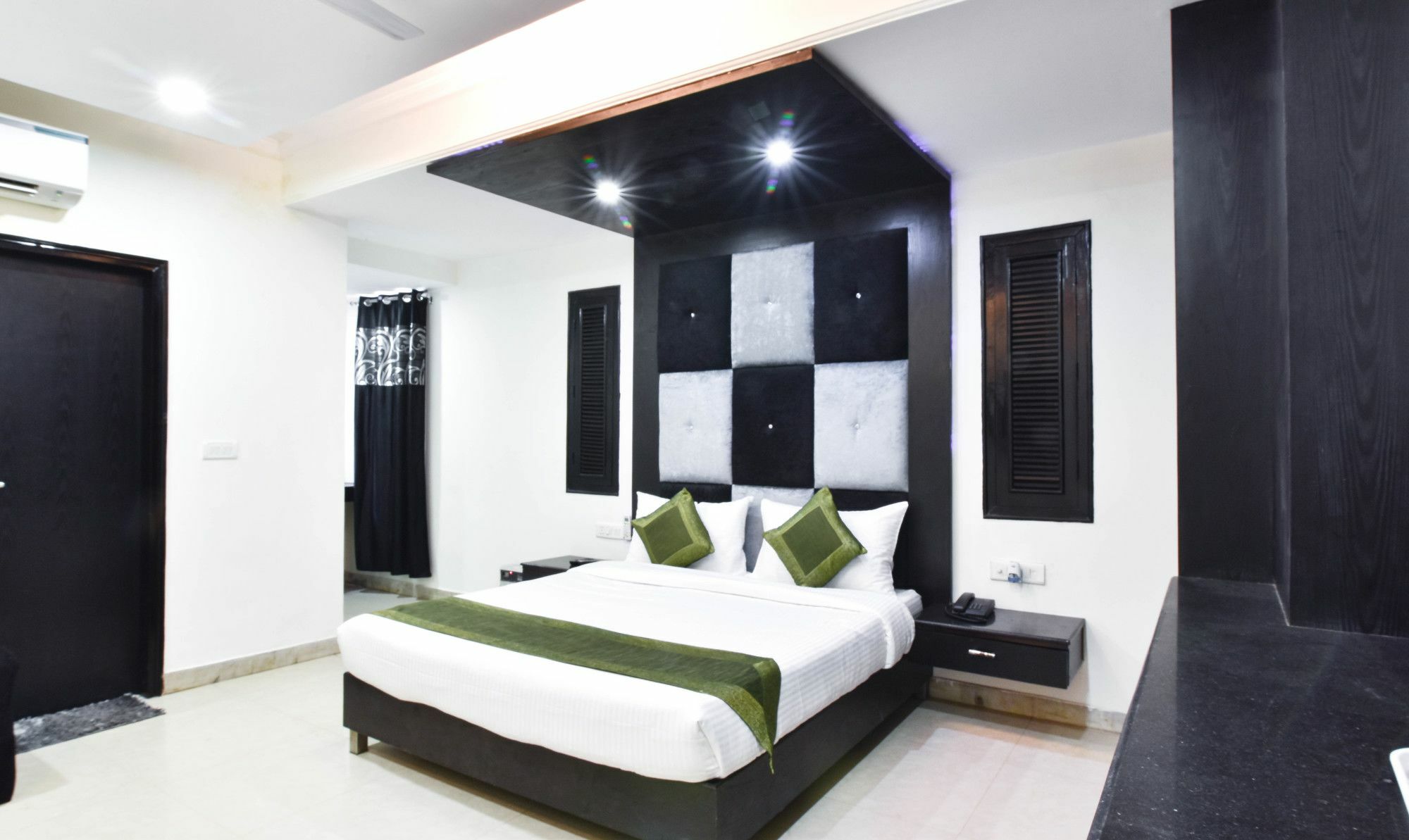 Hotel Treebo Mehar Castle Delhi  Exterior foto