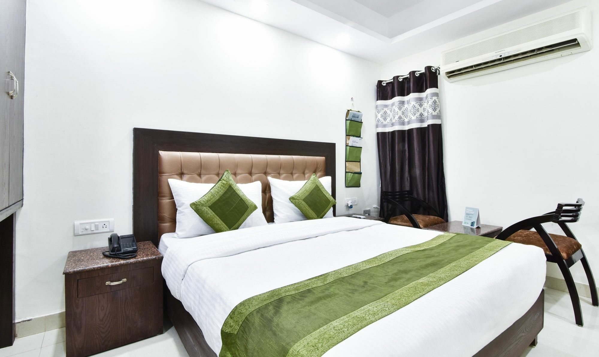 Hotel Treebo Mehar Castle Delhi  Exterior foto