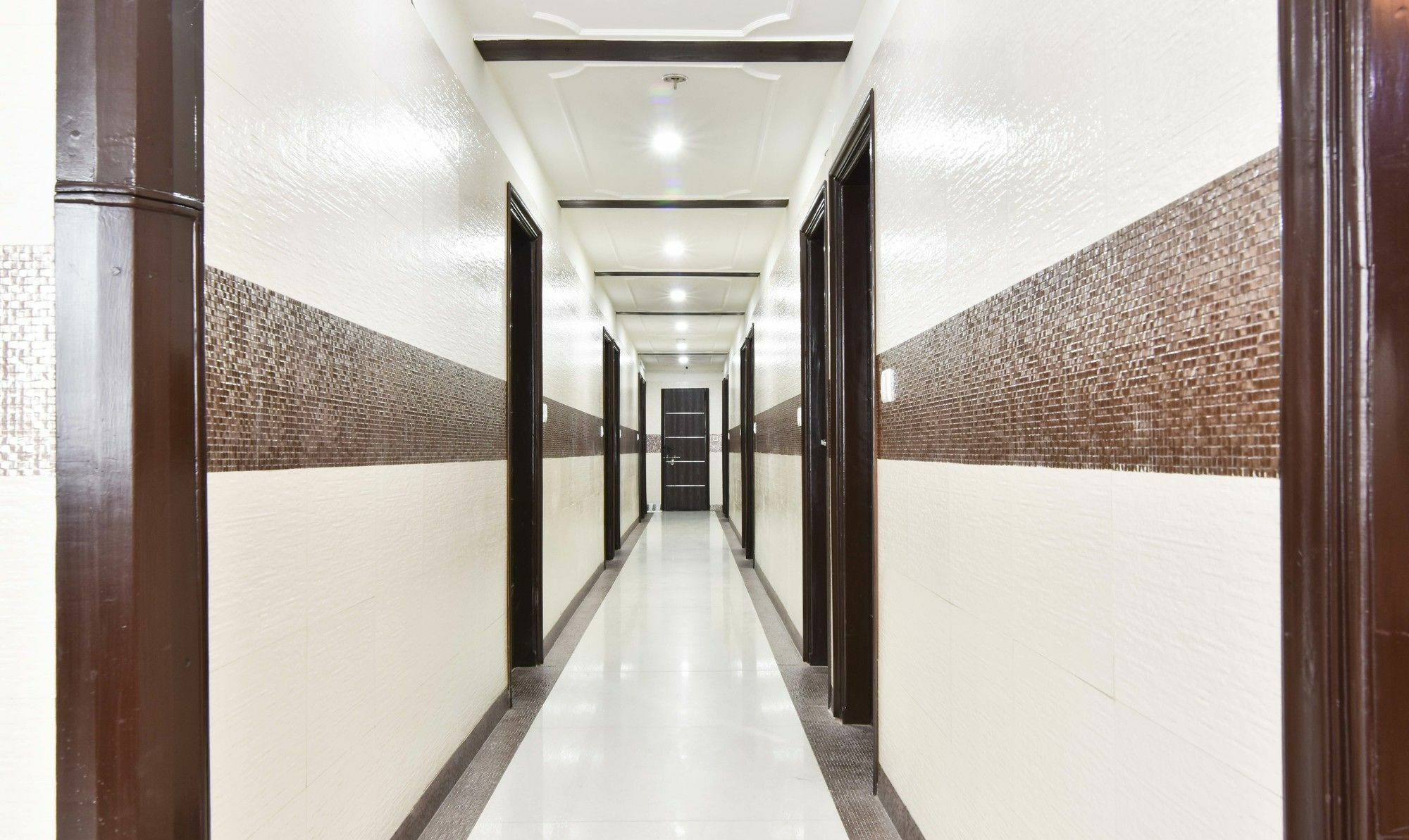 Hotel Treebo Mehar Castle Delhi  Exterior foto